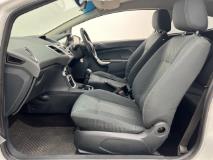 Ford Fiesta 1.4 3-Door Titanium Ebk Auto Dealers LA Rochelle