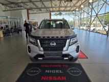 Nissan Navara 2.5DDTi Double Cab LE Autocity Group New Cars