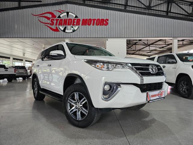 Toyota Fortuner 2.4GD-6 Stander Motors