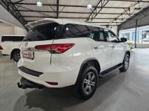 Toyota Fortuner 2.4GD-6 Stander Motors