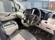 Toyota Quantum 2.8 SLWB Bus 14-Seater GL Pace Car Sales