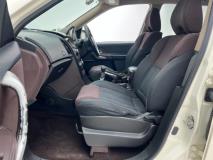 Mahindra XUV500 2.2CRDe W6 EBK Diagonal Street