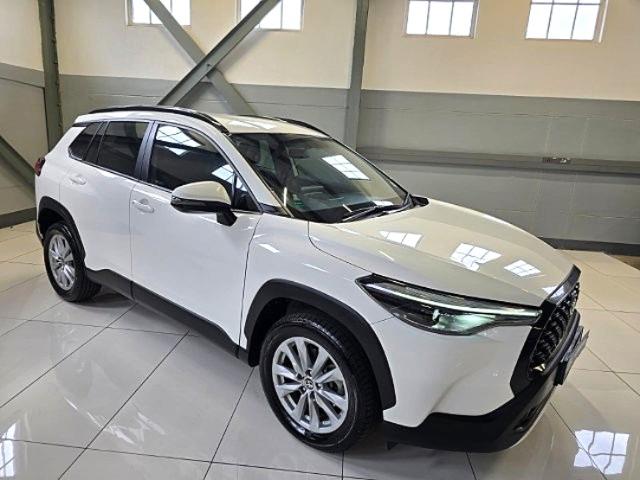 Toyota Corolla Cross 1.8 XS Basil Green Ford