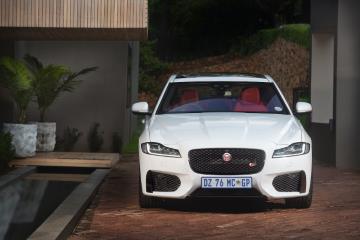 Which Jaguar XF trim depreciates the fastest?