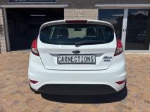 Ford Fiesta 5-door 1.4 Ambiente Carnections