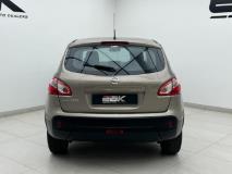 Nissan Qashqai 1.6 Visia Ebk Auto Dealers LA Rochelle