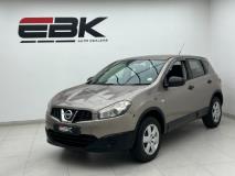Nissan Qashqai 1.6 Visia Ebk Auto Dealers LA Rochelle