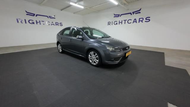 Ford Focus 2.0TDCi 5-Door Si Right Cars