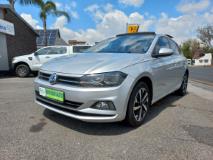 Volkswagen Polo Hatch 1.0TSI Comfortline Skyview Autos
