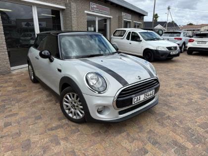 MINI Hatch Cooper Hatch 3-Door Auto Carnections
