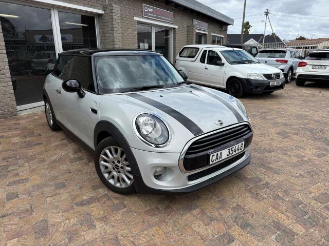 MINI Hatch Cooper Hatch 3-Door Auto Carnections