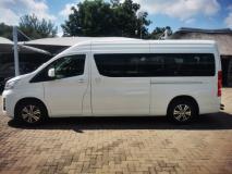 Toyota Quantum 2.8 SLWB Bus 14-Seater GL Dot Auto