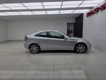 Mercedes-Benz C-Class C230K Auto Squad Cars