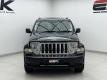 Jeep Cherokee 3.7L Limited EBK Diagonal Street