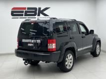 Jeep Cherokee 3.7L Limited EBK Diagonal Street