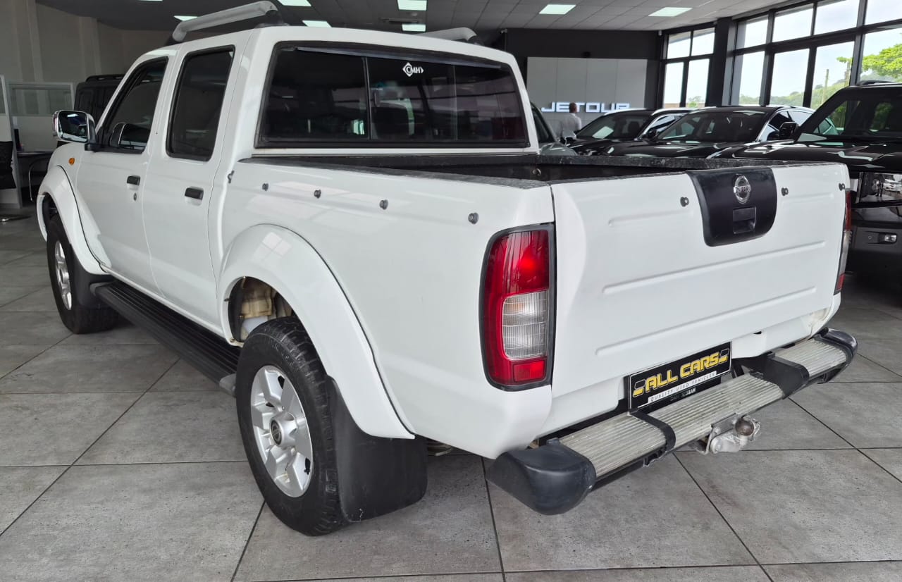 Nissan NP300 Hardbody 2.5TDi Double Cab Hi-Rider All Cars