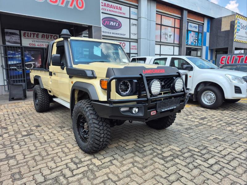 Toyota Land Cruiser 79 4.5D-4D LX V8 Single Cab for sale in