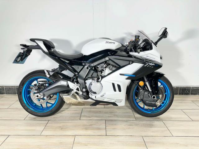 CFMOTO 675 SR-R BikeworldSA