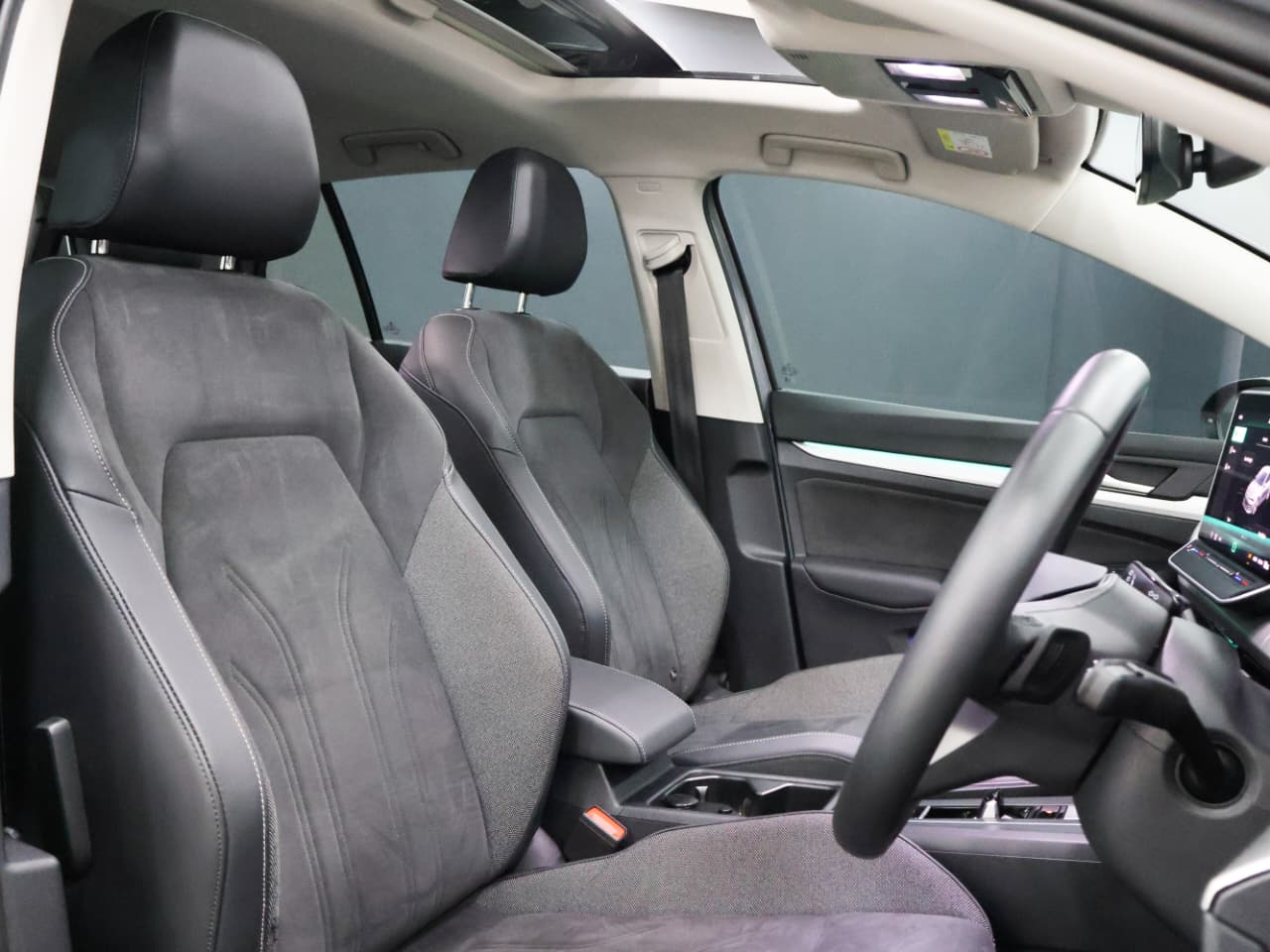 Volkswagen Golf 1.4TSI Life + Icar Gezina