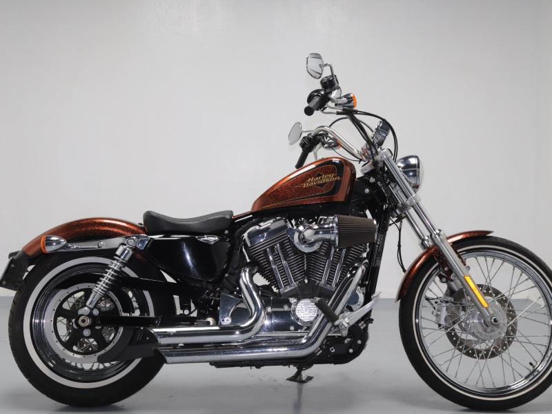 Harley-Davidson SPORTSTER XL 1200 V SEVENTY TWO for sale in