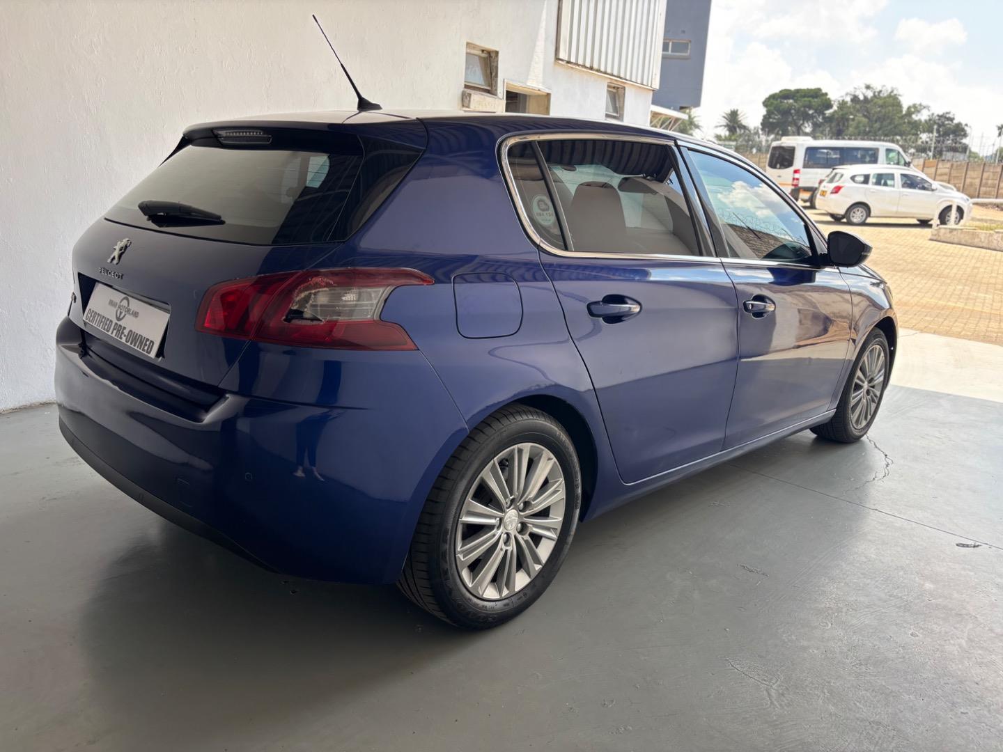 Peugeot 308 1.2T Allure Brian Motorland