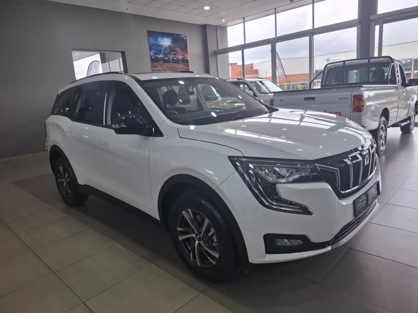 2026 Mahindra XUV700 2.0T AX5