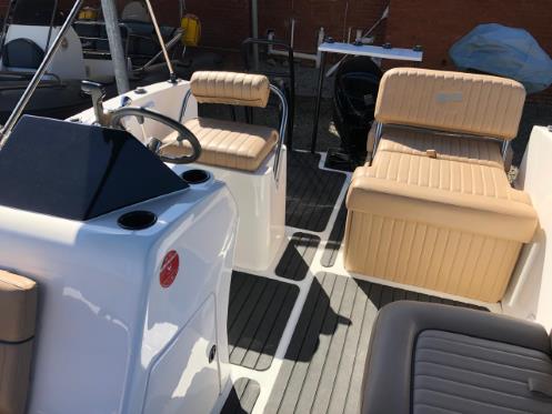 5M Spitfire Pontoon Boat with 80HP Suzuki Four Stroke  for sale