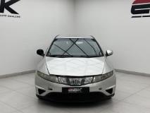 Honda Civic Hatch 1.8 EXi Ebk Auto Dealers LA Rochelle
