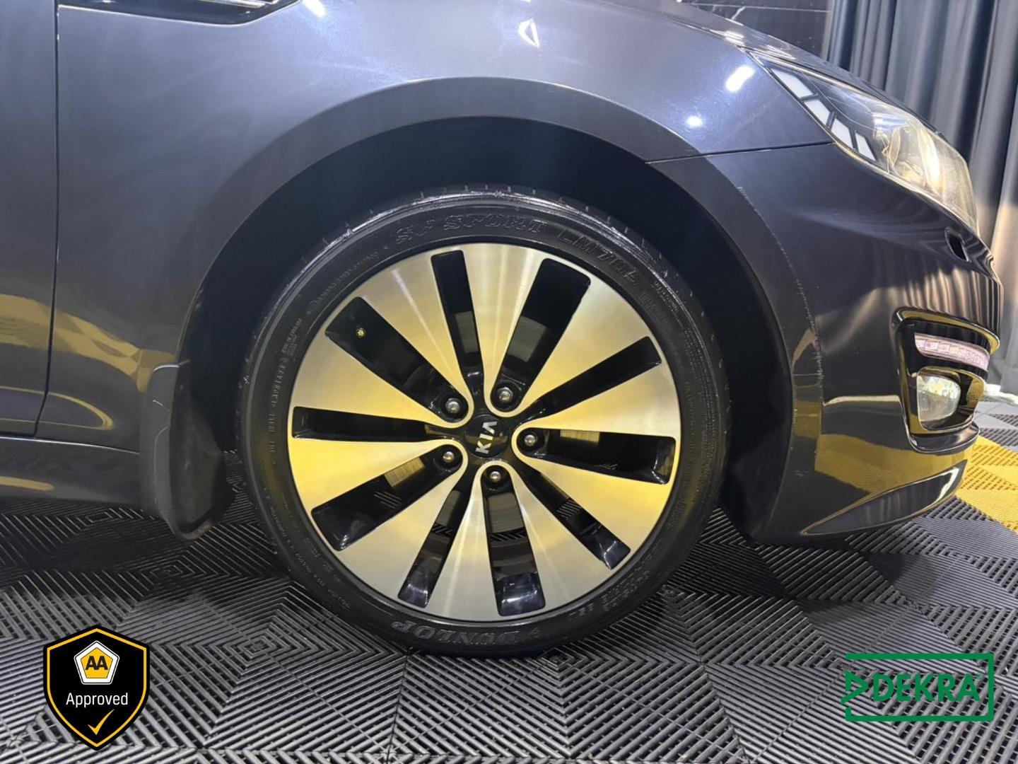 Kia Optima 2.4 Koos and Mike Cars