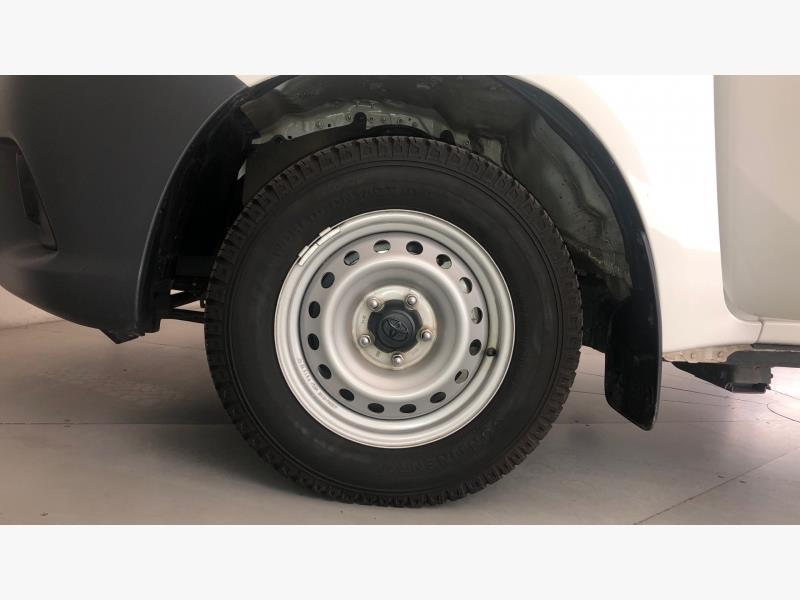 Toyota Hilux 2.4GD Single Cab S (Aircon) Halfway Toyota Ottery