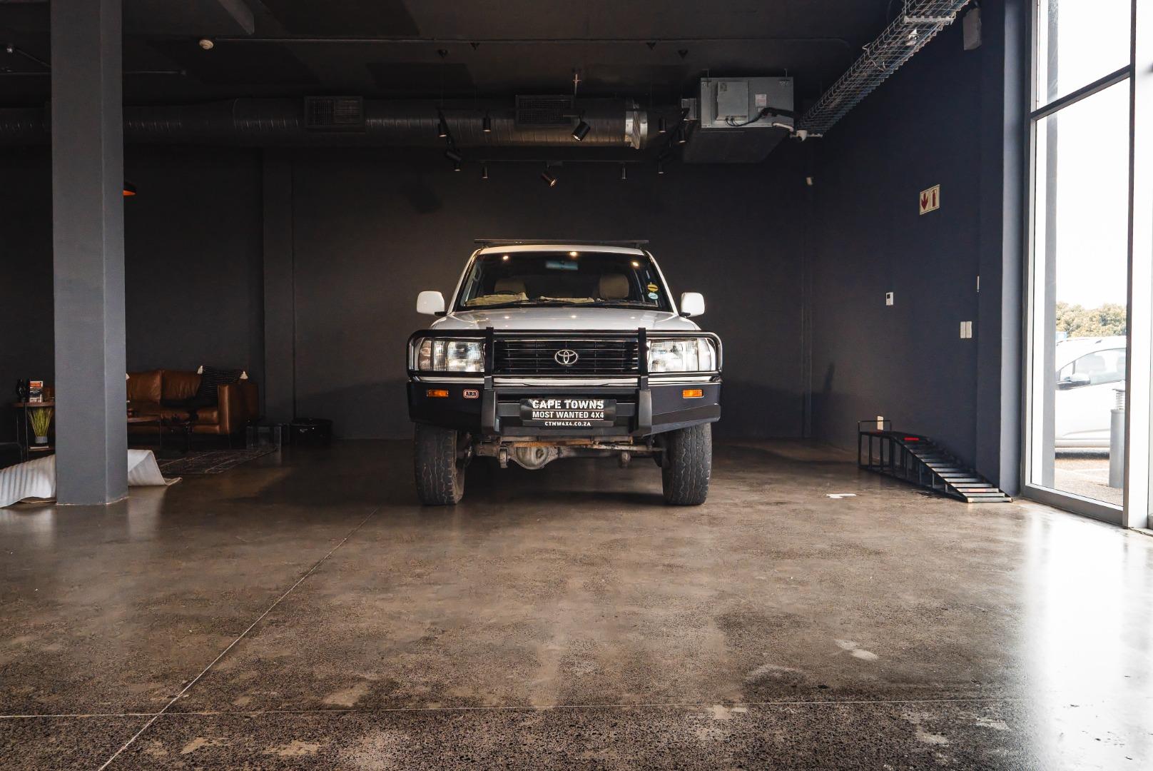Toyota Land Cruiser 105 4500 EFI Cape Towns Most Wanted 4x4
