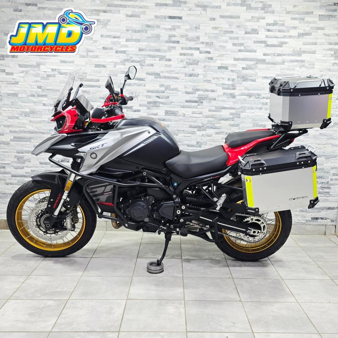QJ Motor SRT 900 SX JMD Motorcycles