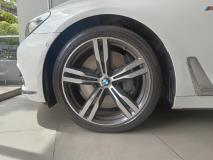 BMW 7 Series M760Li xDrive V12 Individual Xquisite Auto