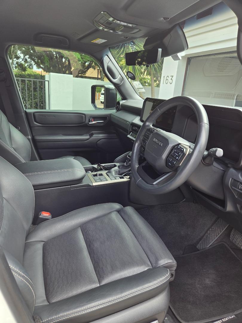 Toyota Land Cruiser Prado 2.8GD VX-R First Edition