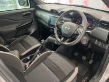 Nissan Magnite 1.0 Turbo Acenta Kuro Manual MG Bryanston
