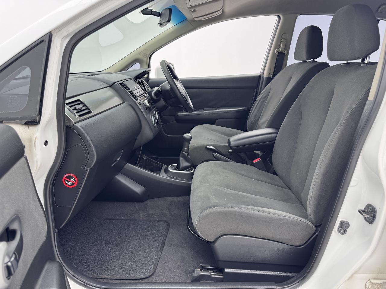 Nissan Tiida Sedan 1.6 Visia+ Ebk Auto Dealers LA Rochelle