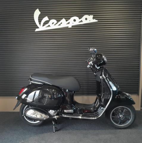 Vespa Gts 310 super Demo George Yamaha