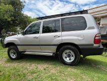Toyota Land Cruiser 105 4500 EFI