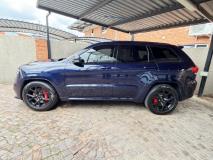 Jeep Grand Cherokee SRT