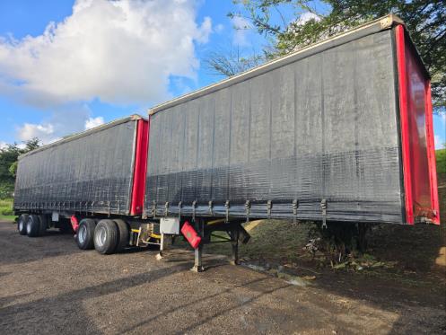 Henred Freuhauf SUPERLINK Tautliner United Truck Centre