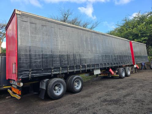 Henred Freuhauf SUPERLINK Tautliner United Truck Centre