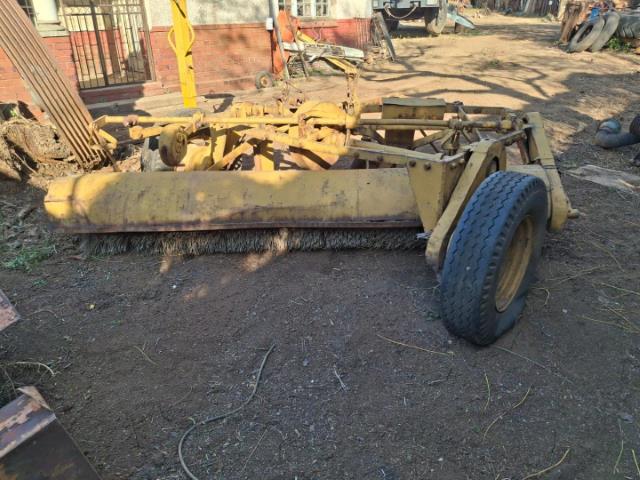 Utility TOW BEHIND Hvr Turbos