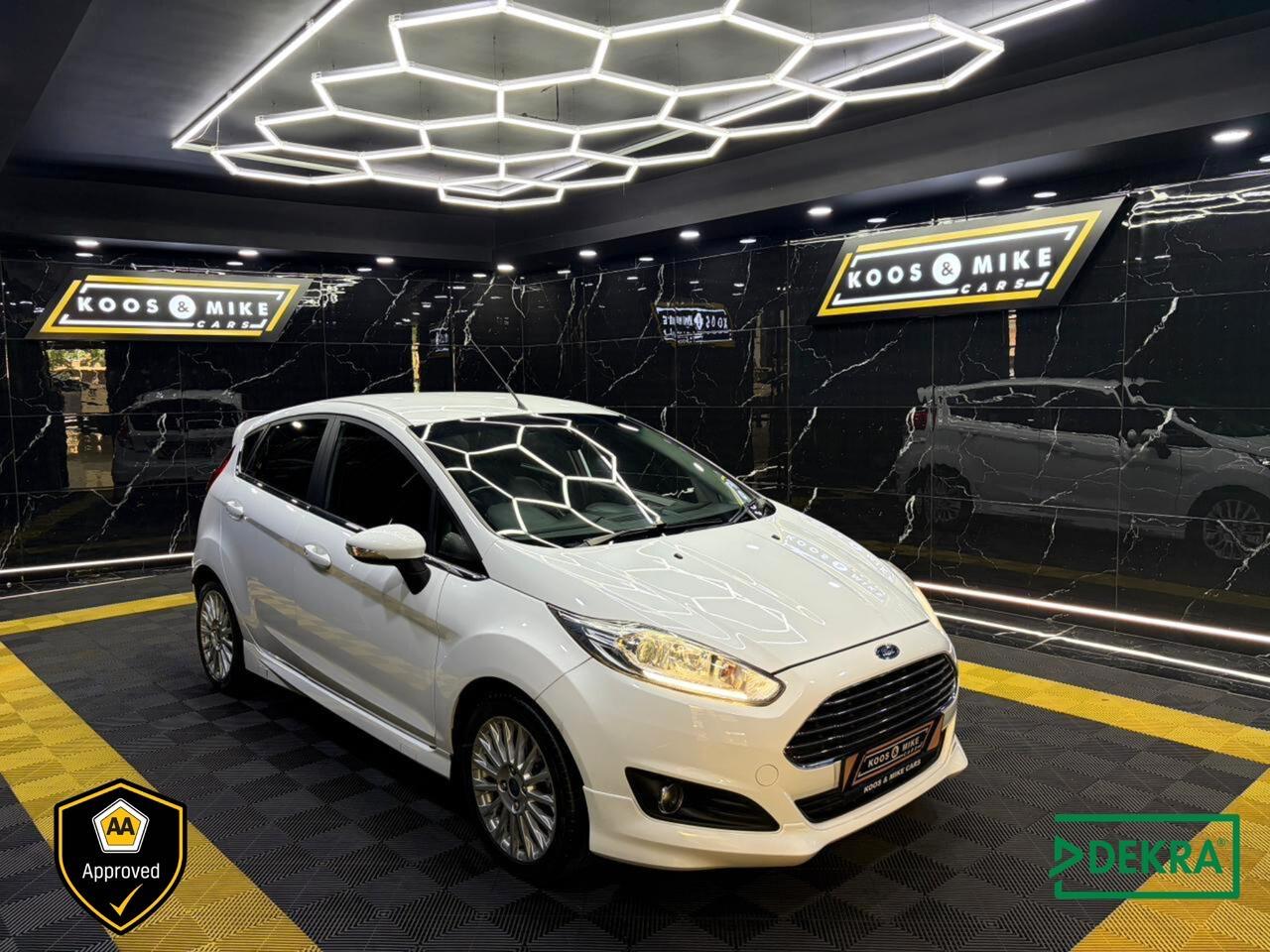 Ford Fiesta 5-Door 1.0T Titanium Auto Koos and Mike Cars