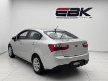 Kia Rio Sedan 1.2 EBK Diagonal Street