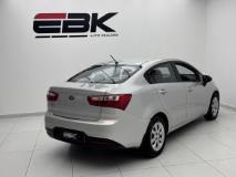 Kia Rio Sedan 1.2 EBK Diagonal Street