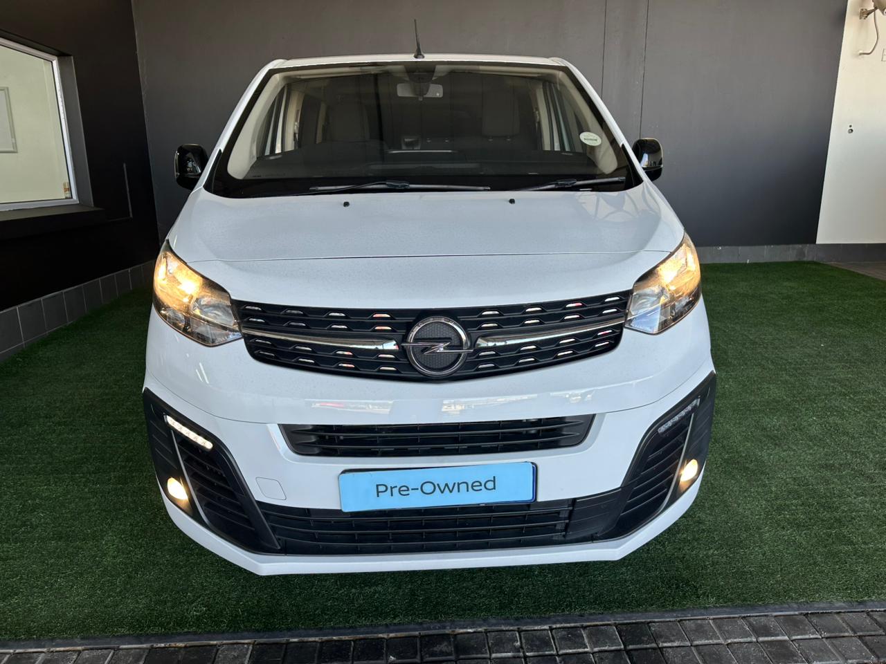 Opel Zafira Life 2.0TD Enjoy Mark White The Glen