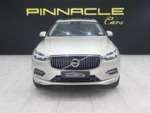 Volvo XC60 D4 AWD Momentum Pinnacle Cars CC