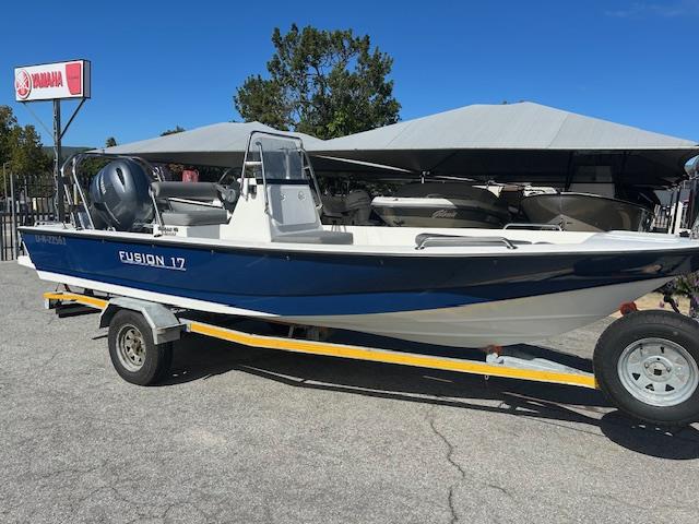 2017 FUSION 17 Centre Console & F100 Yamaha 4 stroke for sale