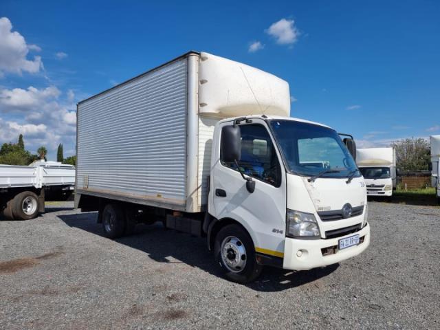Hino 300 Series 814 Motordeal
