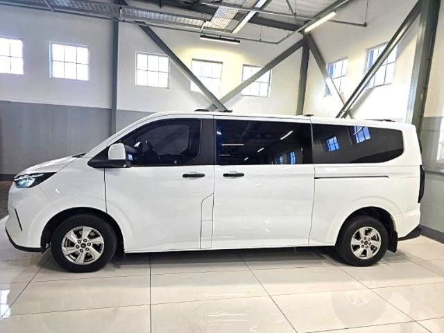 Ford Tourneo Custom 2.0SiT Trend LWB Basil Green Ford